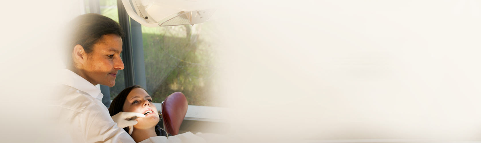 Professionelle Zahn&shy;reinigung